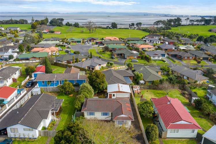 12 Crispian Place Manurewa_16