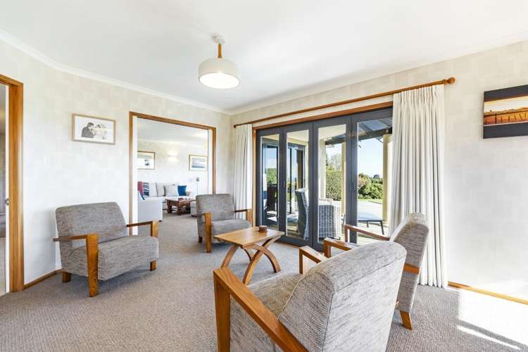 74 Koru Road Omata_7
