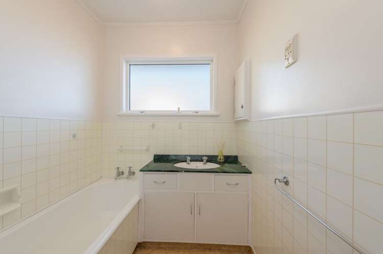 61 Marlborough Crescent Richmond_18