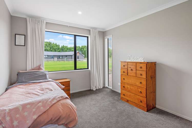 76 Verdeco Boulevard Lincoln_18