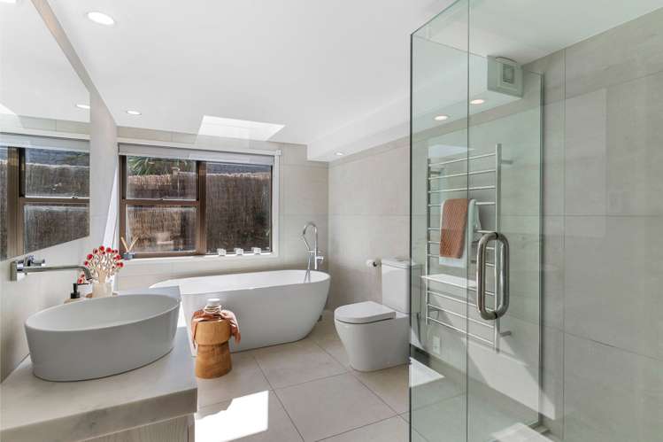 88A Beach Road Mellons Bay_33