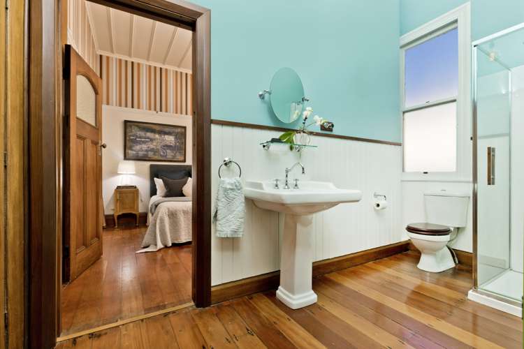 11 Ascot Avenue Narrow Neck_9