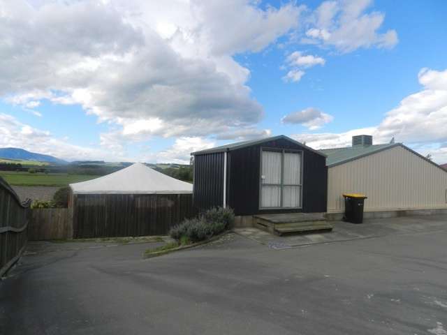 1810 Cust Road Cust_1