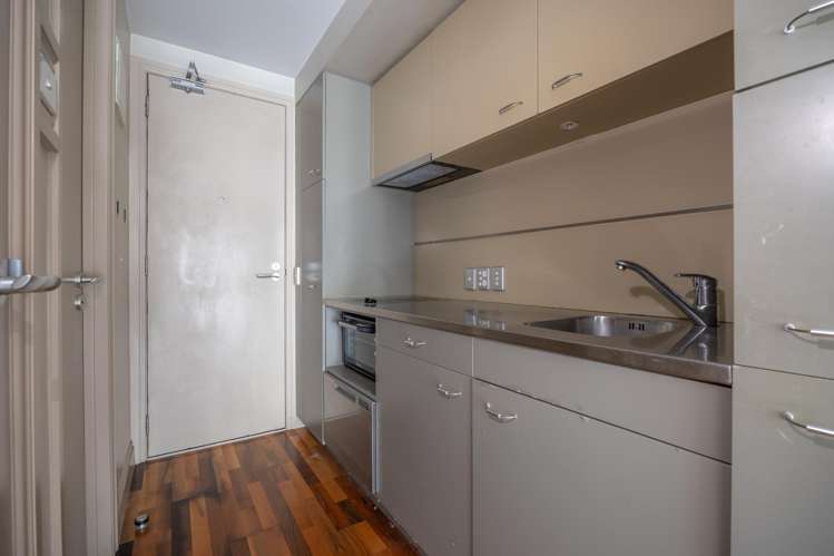 1I/22 Pakenham Street East Auckland Central_11