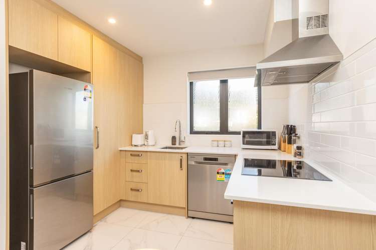 2/22 Hinemoa Street_2