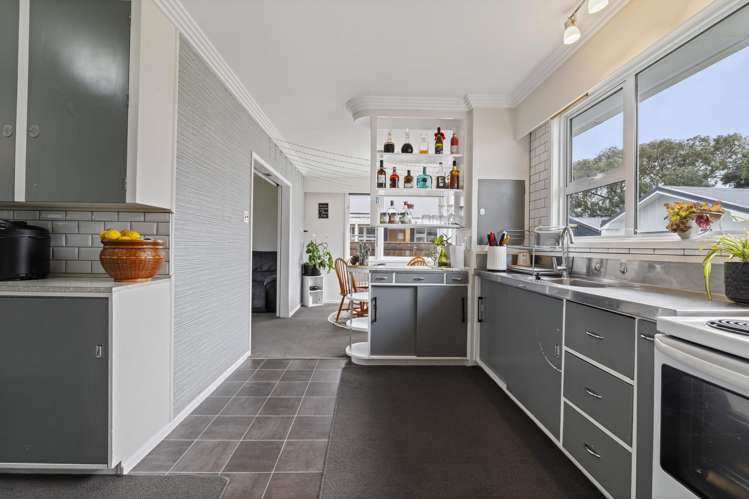 20 Egmont Street Hawera_6