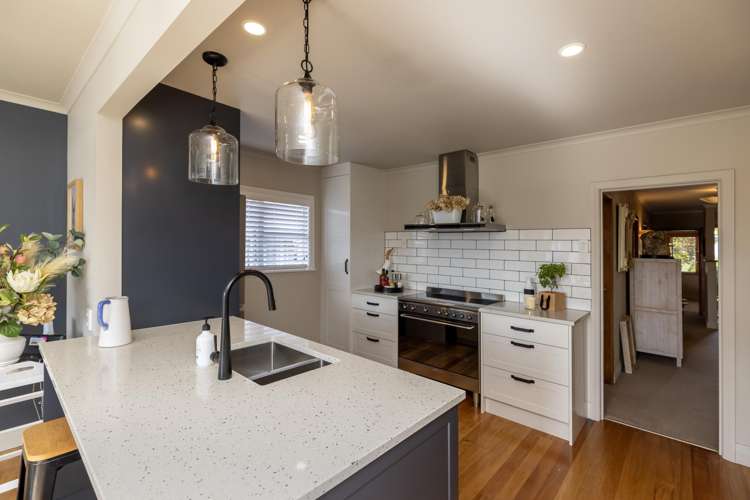 5 Eatwell Avenue Paraparaumu Beach_17