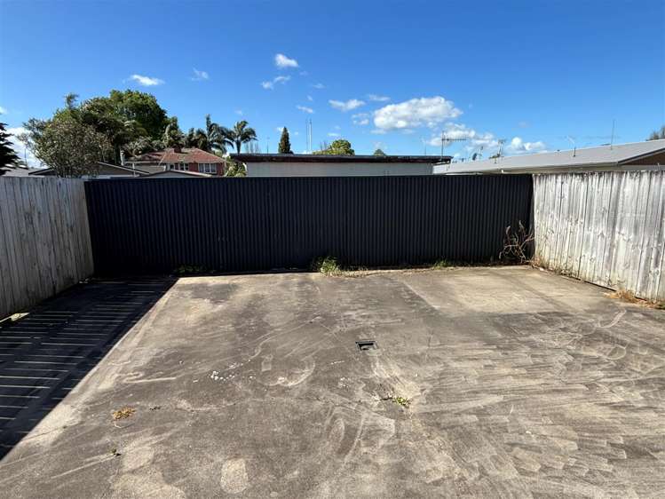Unit 1, 15 Lake Road Frankton_7