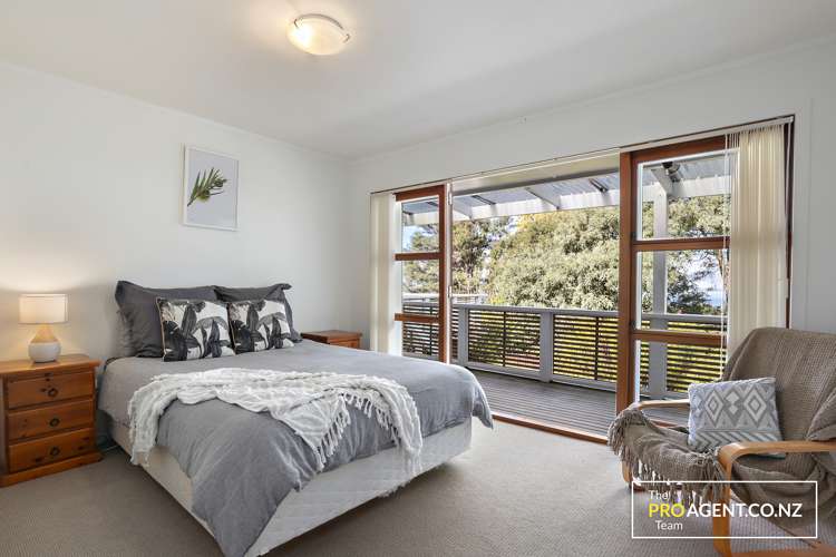 33 Lookout Drive Laingholm_10