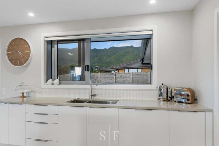 1 Pīhoihoi Close Waikanae_12