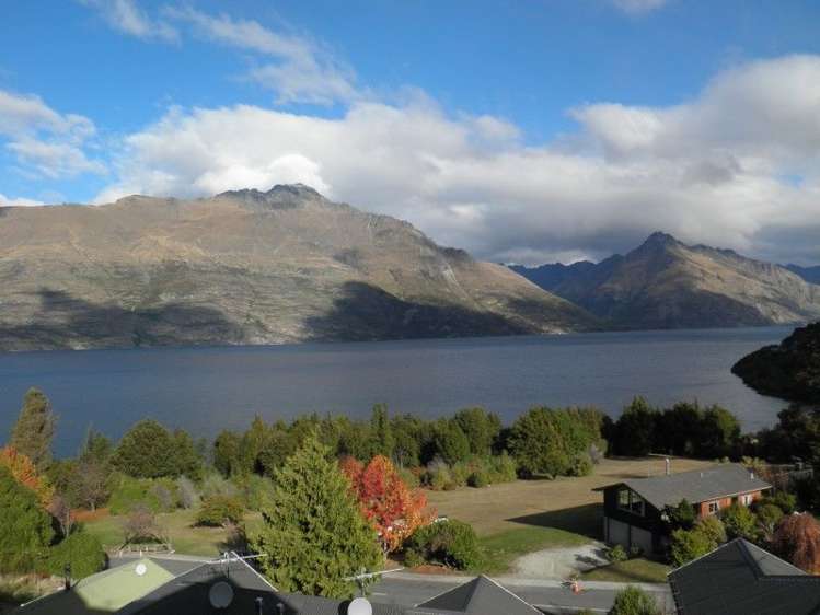 7/8 Mckerrow Place Fernhill/Sunshine Bay_4