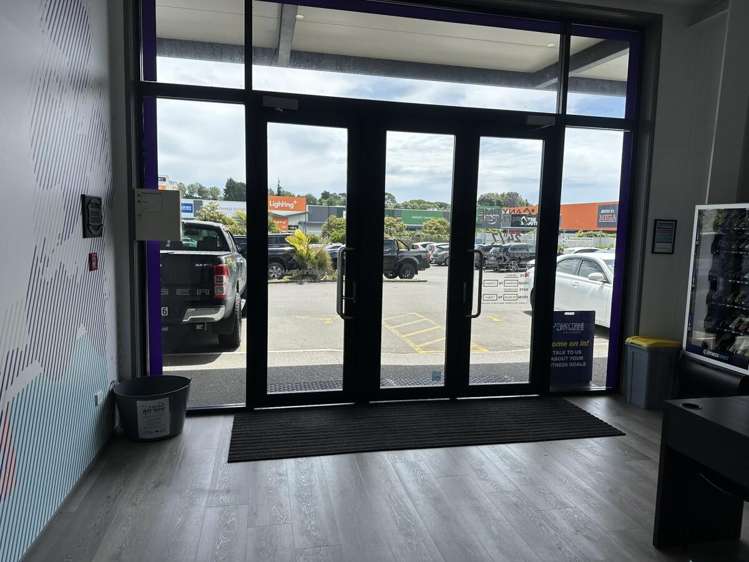 7 Struthers Place Waiwhakaiho_12