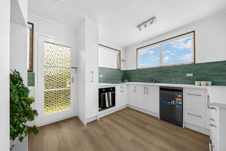 2/52 Butterworth Drive Glendene_7