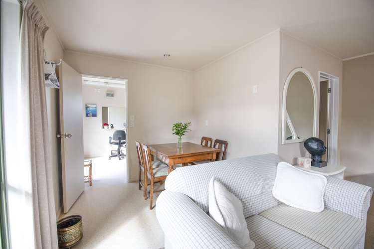 8 Magdalen Crescent Pirimai_25