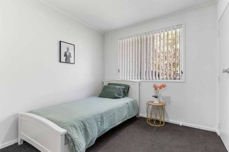 18 Osman Street Glen Eden_12