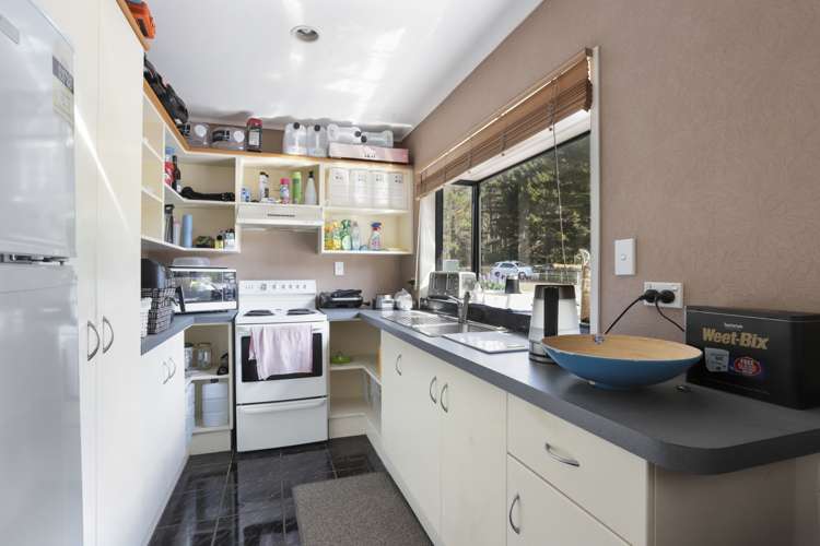 68 Bethells Road Waitakere_19