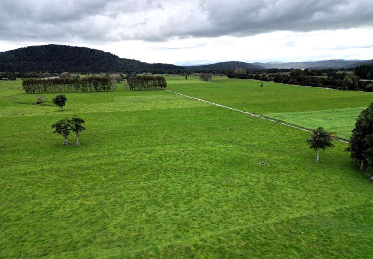 285 Bell Hill Road, Rotomanu Greymouth_4