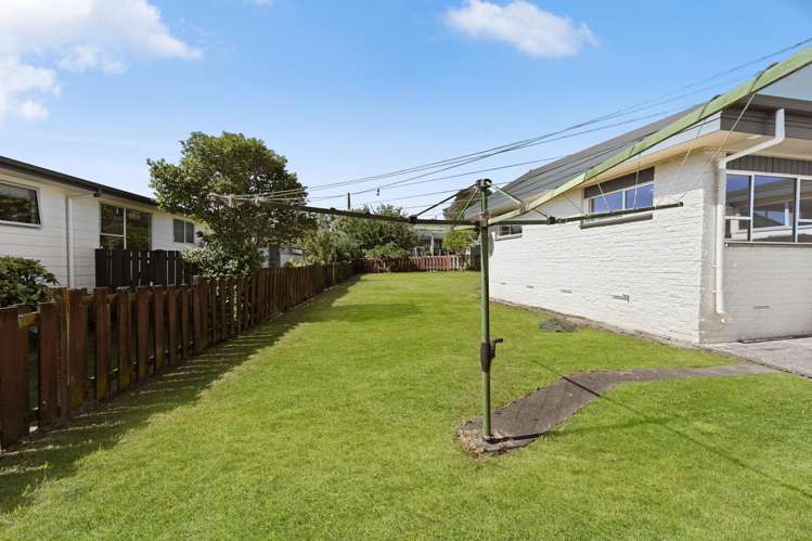 17 Ridgeway Place Glenview_15