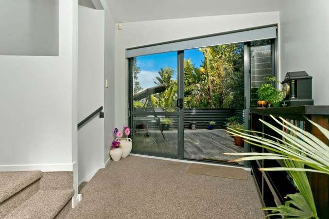 63b Sunset Road Totara Vale_3