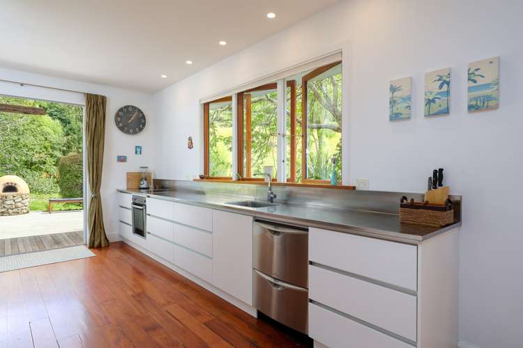 160 Lud Valley Road Hira_12