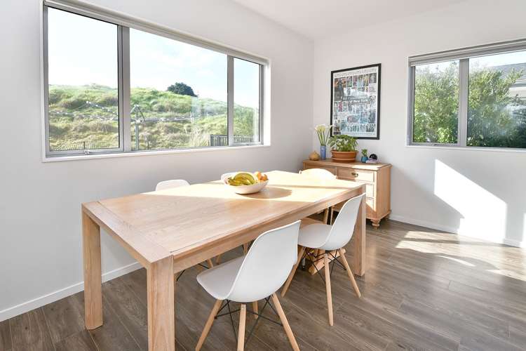 33 Kaipuke Crescent Gulf Harbour_11