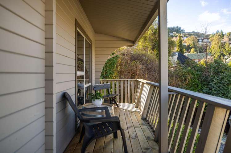 16 Williams Street Sunshine Bay_11