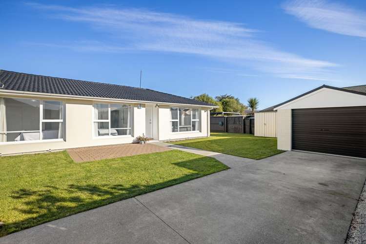 2/161 Beach Road_0
