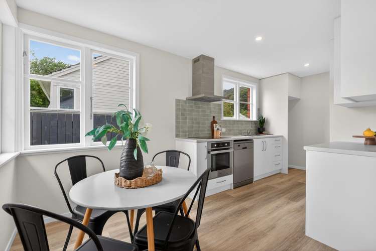 27 Prouse Crescent Naenae_12