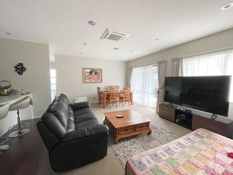 22 Helianthus Avenue Flat Bush_7