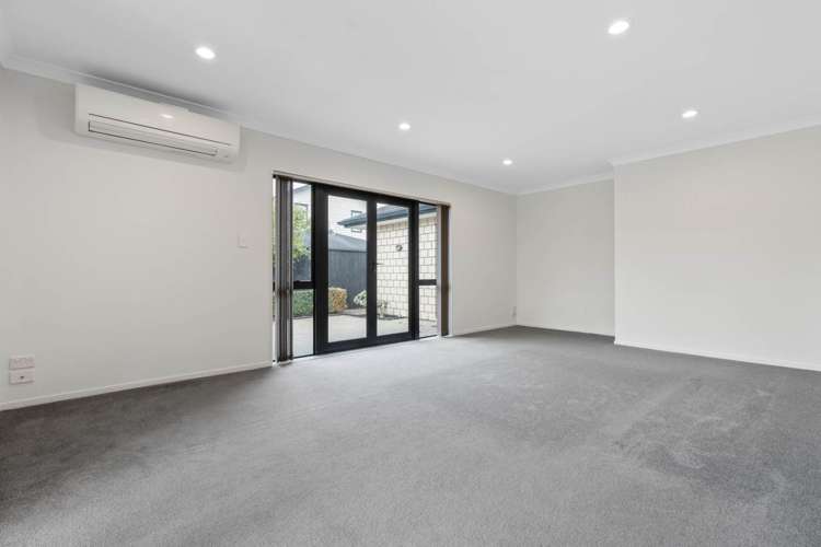 8 Index Place Manurewa_11