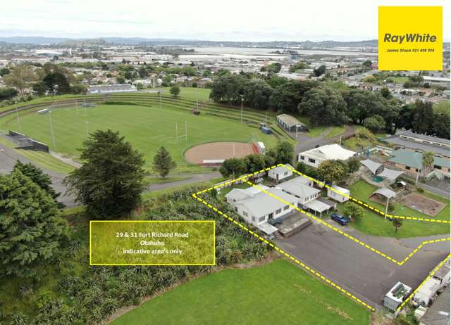 MAKE AN OFFER! 2,309m2 in the heart of Otahuhu