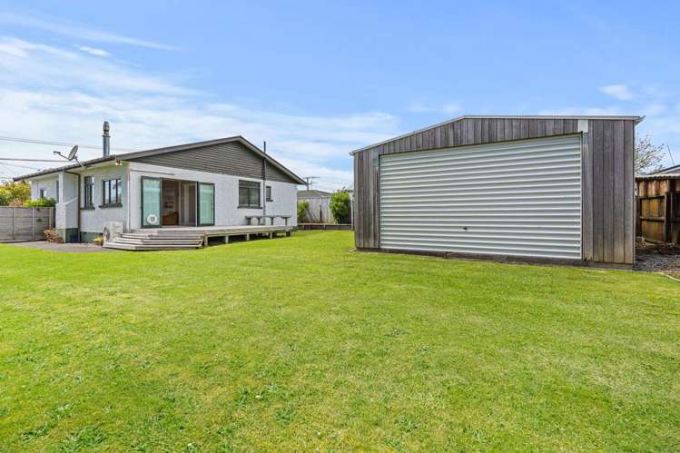 14 Sanders Ave Westown_16