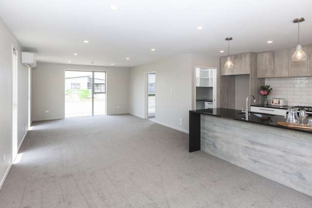 25 Kingsbridge West Burwood_4