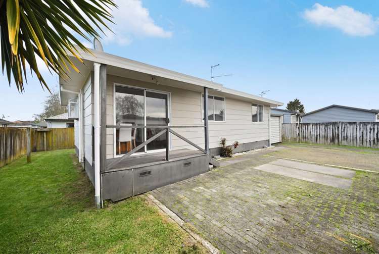 20B Lloyd Drive Nawton_16