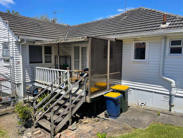 4 Tirimoana Road Te Atatu South_13