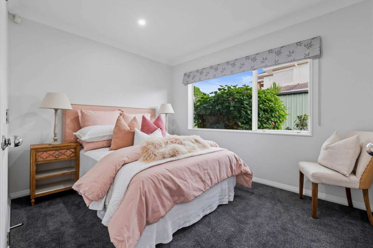 35 Anaheim Boulevard_5