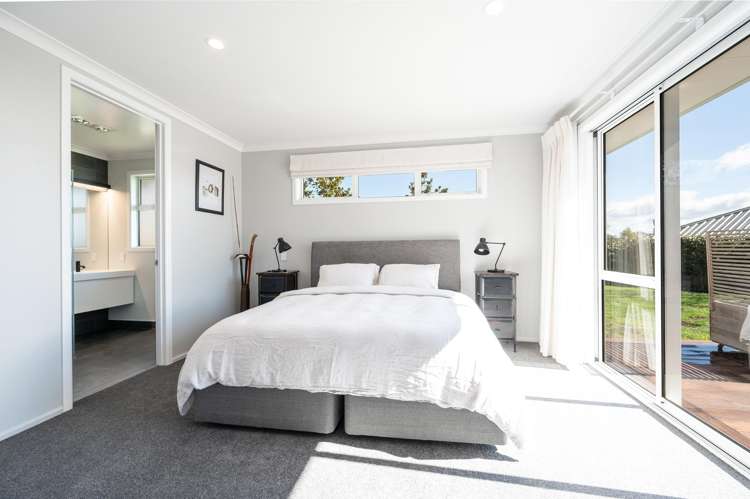 12 Fallow Place Richmond_16