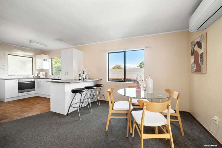 2/66 Glamorgan Drive Torbay_3