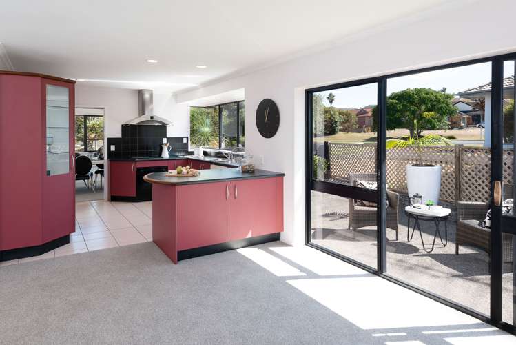 26 Nicholas Road Somerville_8