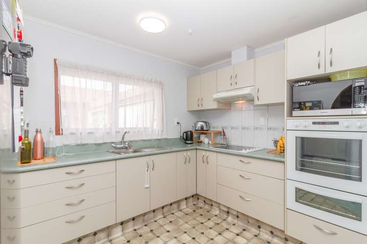 7/14 Avondale Road Taradale_4