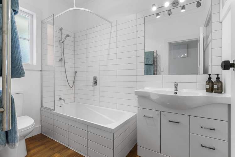 64 Premier Avenue Point Chevalier_8