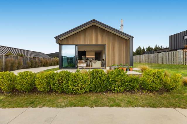18 Robrosa Street Wanaka_2