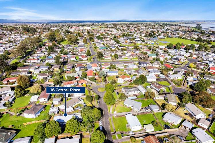 16 Cottrell Place Clendon Park_17