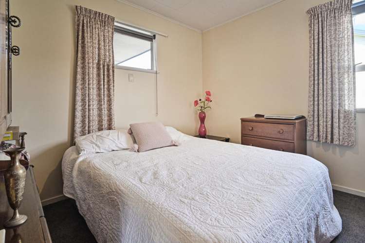 1/804A Alexandra Street Parkvale_11