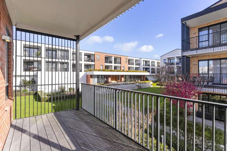 101/1 Sidney Wallingford Way_5
