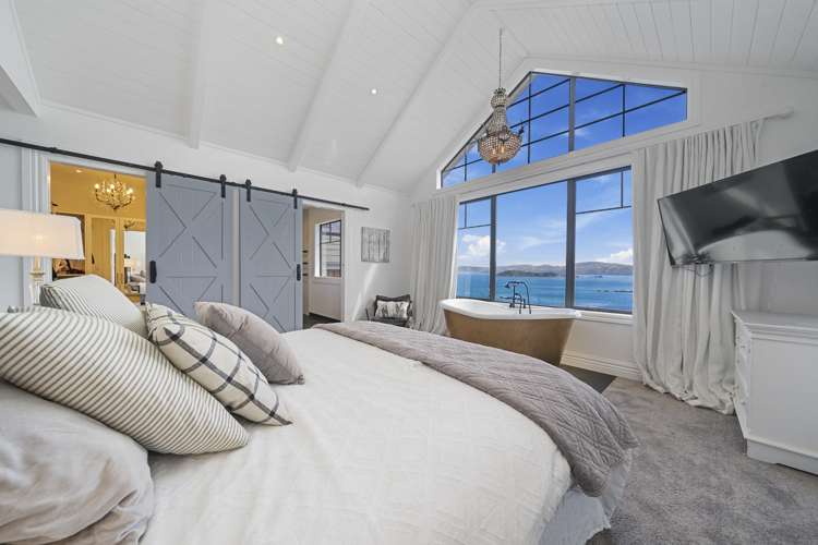 33 Waitohu Road York Bay_25