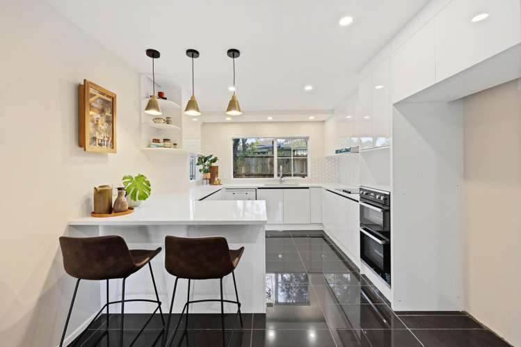 36 Matterhorn Crescent Northpark_2