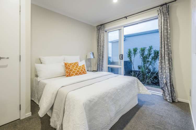 9 Panakenake Way Flat Bush_5