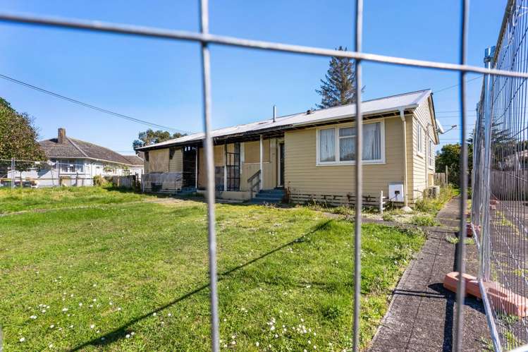 4 and 4A Finlay Place Otara_14