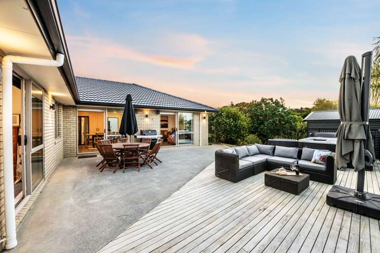 6 Gavinike Place Waimauku_25